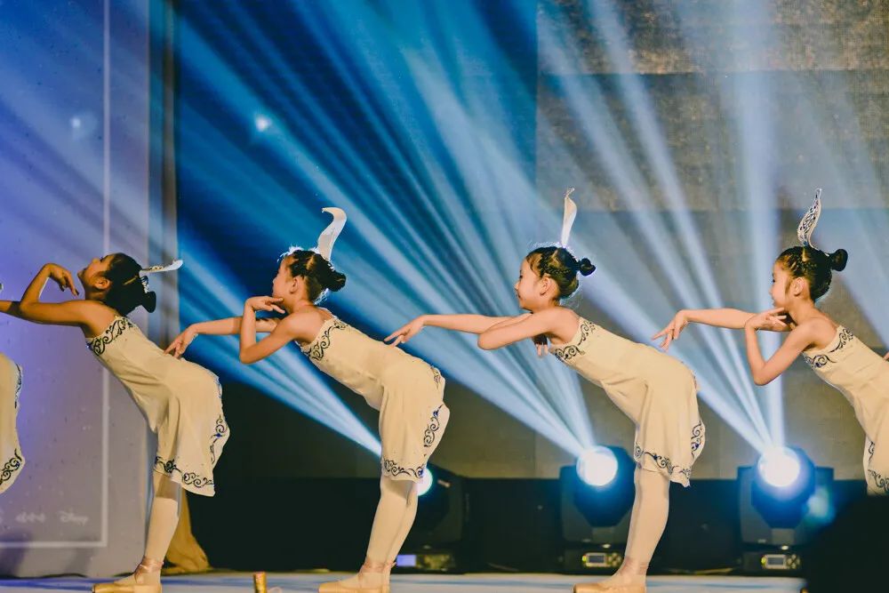 孩子练舞蹈，这几个坏习惯可千万要改掉啊！ (http://www.hnyixiao.com/) 教育资讯 第3张